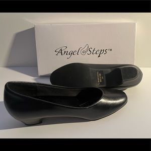 🛑SOLD🛑 Angel Steps - Amelia Pumps